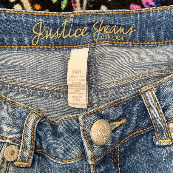 ❤️Justice Jean Shorts - Picture 3 of 5